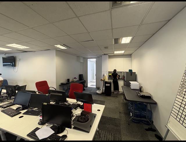 418M² OFFICE TO LET IN CAPE TOWN CITY CENTRE